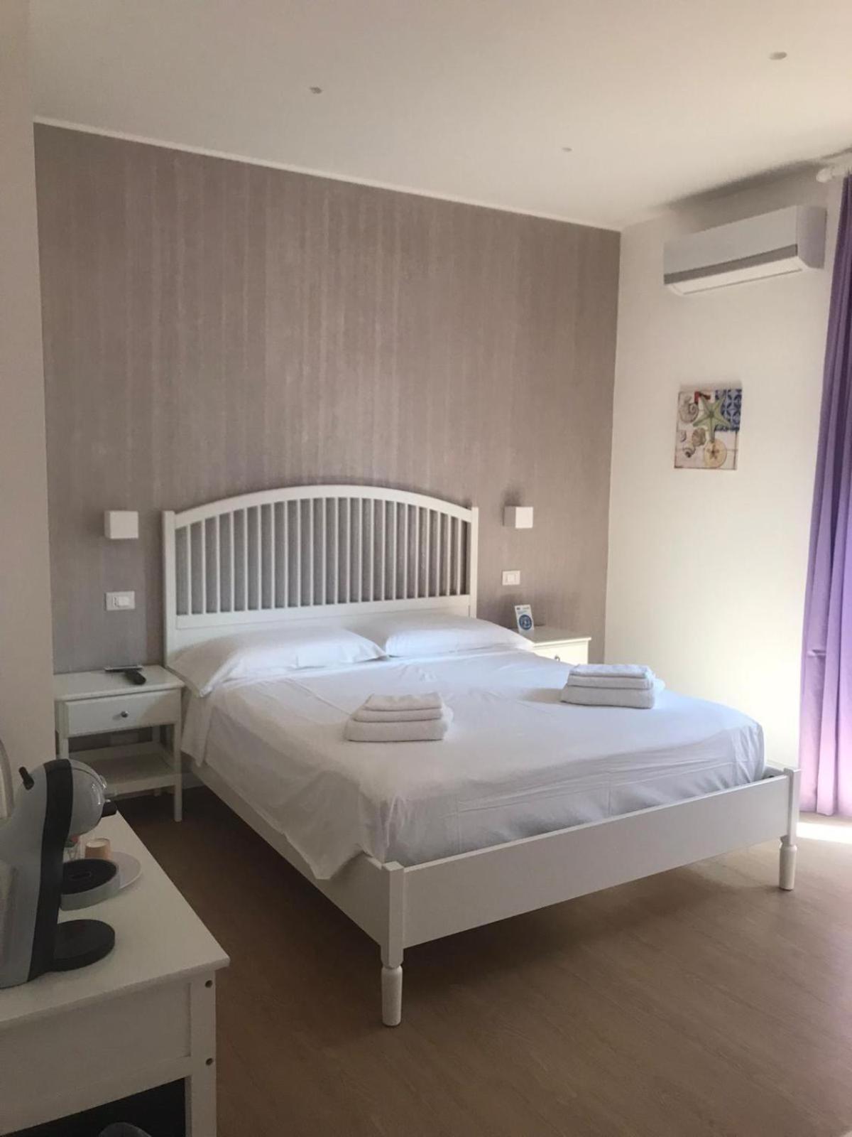 B&B Il Tramonto 카포오를란도 외부 사진